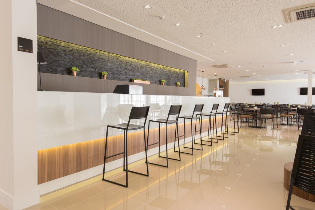 Intercity Patio ピンダモニャンガバ エクステリア 写真